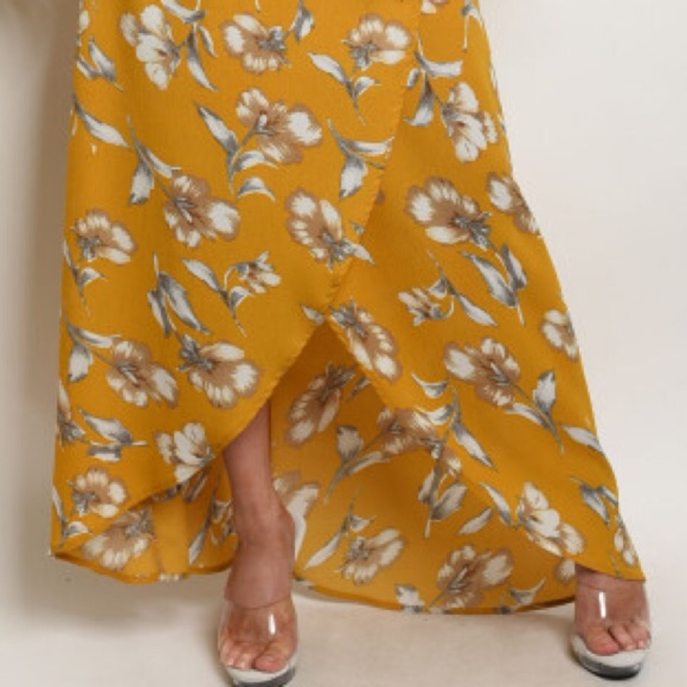 Mustard Gray Floral Crop Top & Skirt - Picture 6 of 7